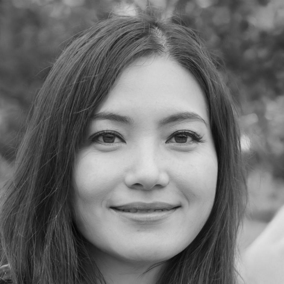 Nerea Ibáñez explaining analytics dashboards